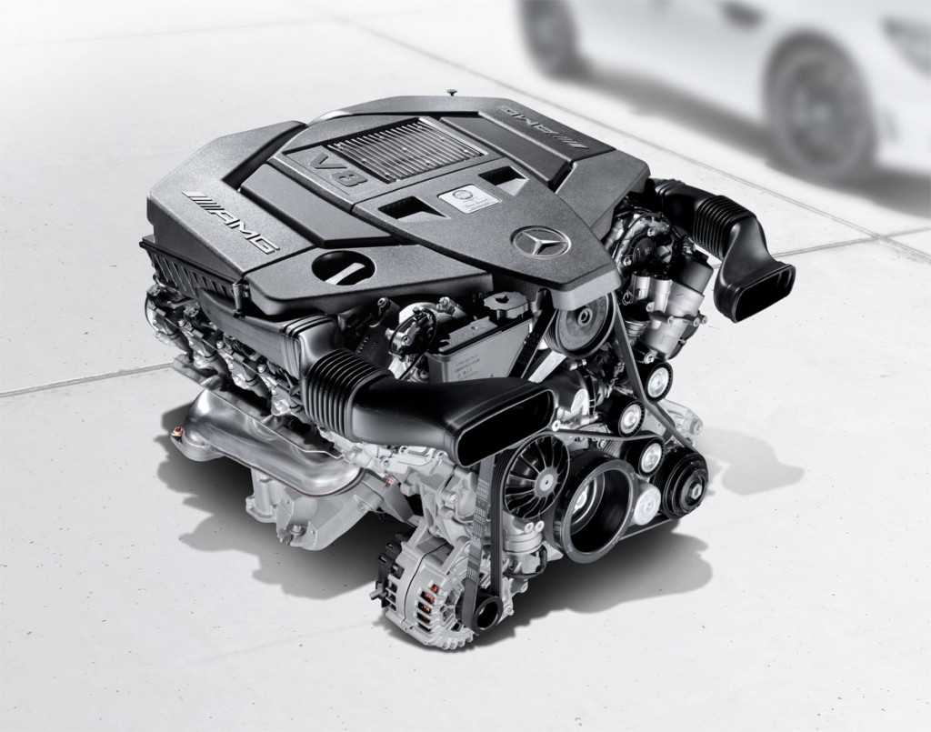 Большой мотор от немецкой компании Mercedes Benz V12